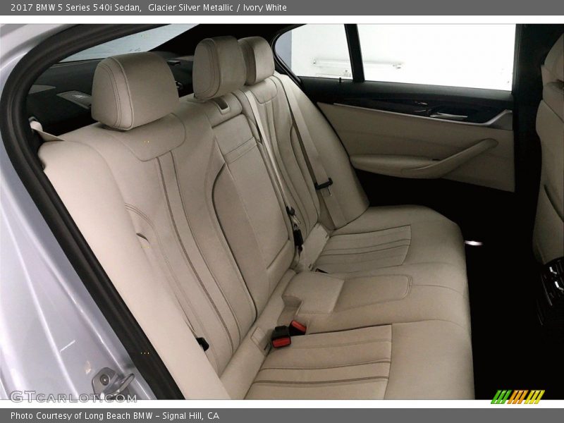 Glacier Silver Metallic / Ivory White 2017 BMW 5 Series 540i Sedan
