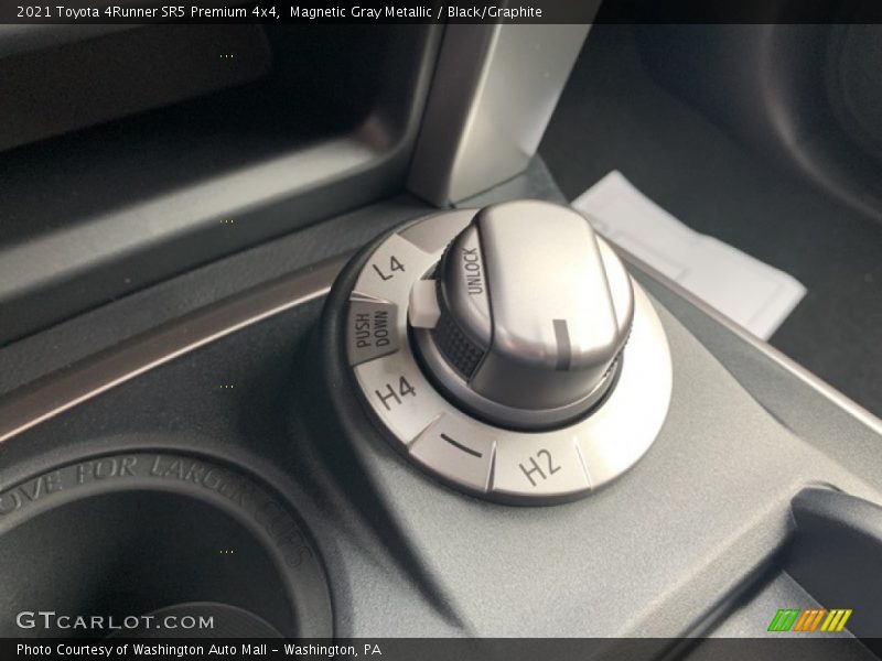 Magnetic Gray Metallic / Black/Graphite 2021 Toyota 4Runner SR5 Premium 4x4