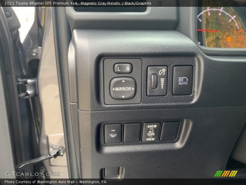 Magnetic Gray Metallic / Black/Graphite 2021 Toyota 4Runner SR5 Premium 4x4