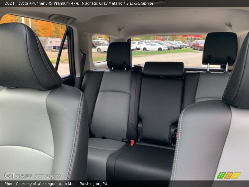 Magnetic Gray Metallic / Black/Graphite 2021 Toyota 4Runner SR5 Premium 4x4