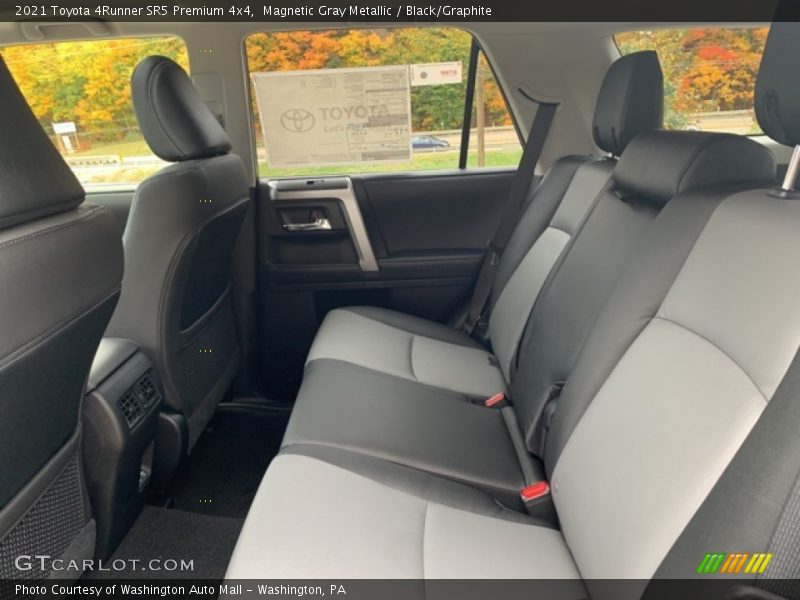 Magnetic Gray Metallic / Black/Graphite 2021 Toyota 4Runner SR5 Premium 4x4