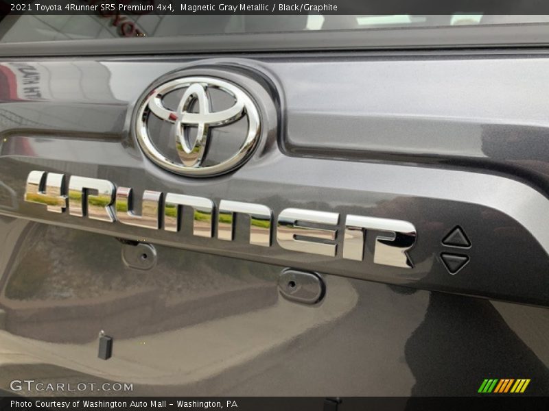Magnetic Gray Metallic / Black/Graphite 2021 Toyota 4Runner SR5 Premium 4x4