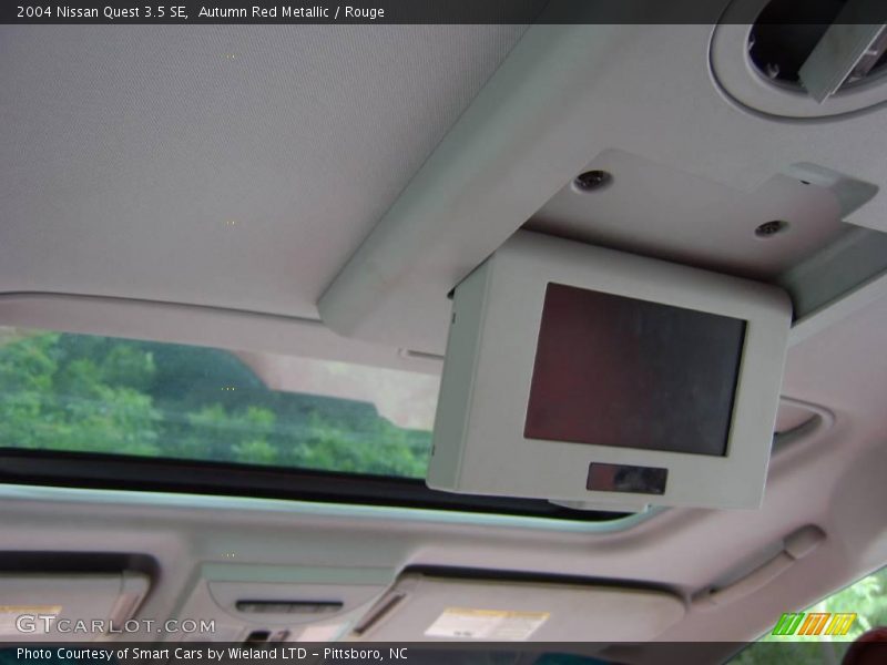Autumn Red Metallic / Rouge 2004 Nissan Quest 3.5 SE