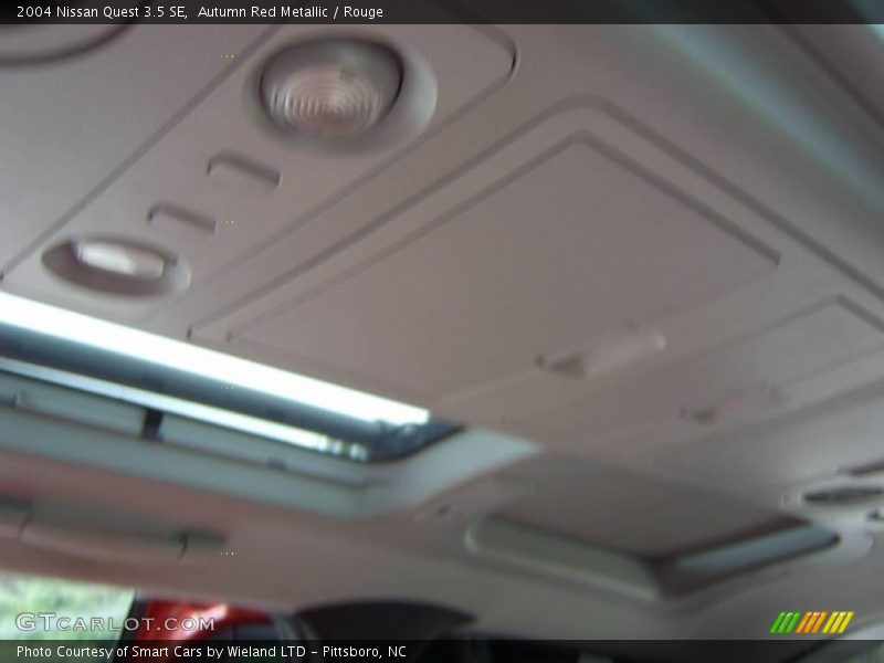 Autumn Red Metallic / Rouge 2004 Nissan Quest 3.5 SE