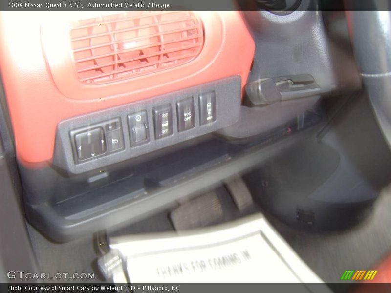 Autumn Red Metallic / Rouge 2004 Nissan Quest 3.5 SE