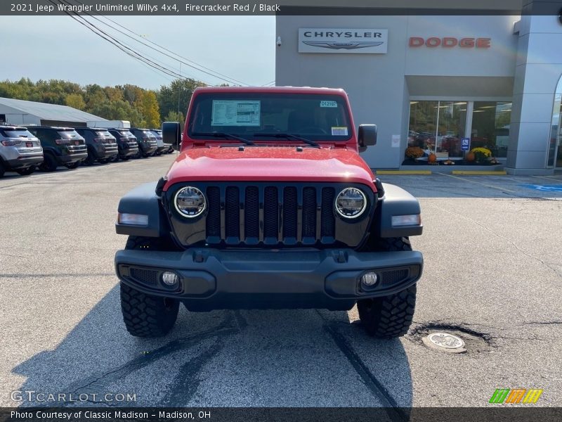 Firecracker Red / Black 2021 Jeep Wrangler Unlimited Willys 4x4