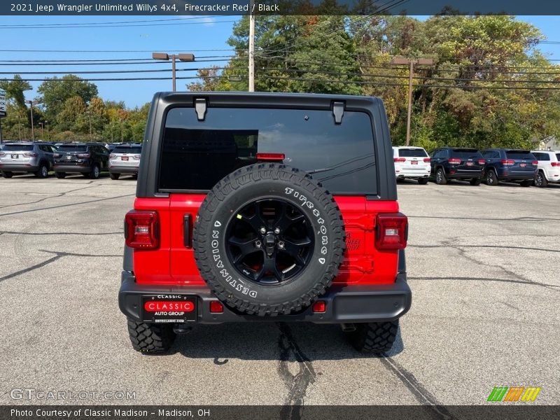 Firecracker Red / Black 2021 Jeep Wrangler Unlimited Willys 4x4