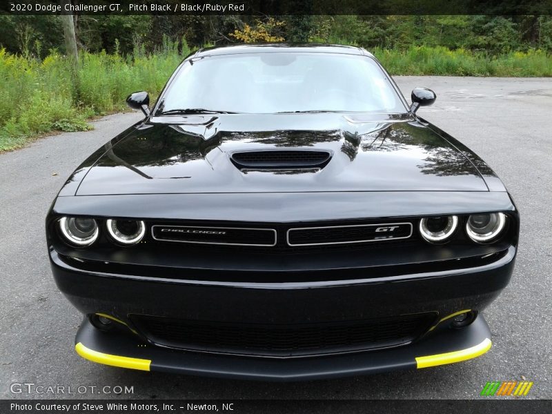 Pitch Black / Black/Ruby Red 2020 Dodge Challenger GT
