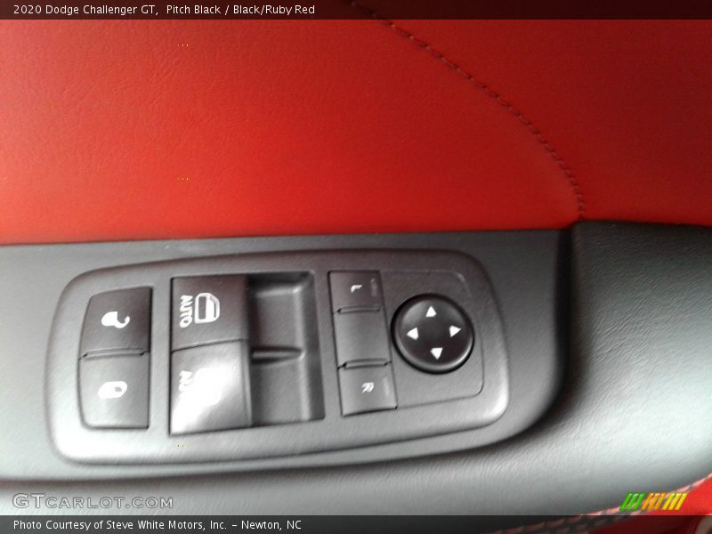 Pitch Black / Black/Ruby Red 2020 Dodge Challenger GT