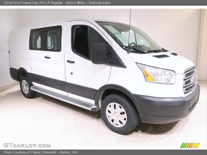 Oxford White / Charcoal black 2019 Ford Transit Van 250 LR Regular