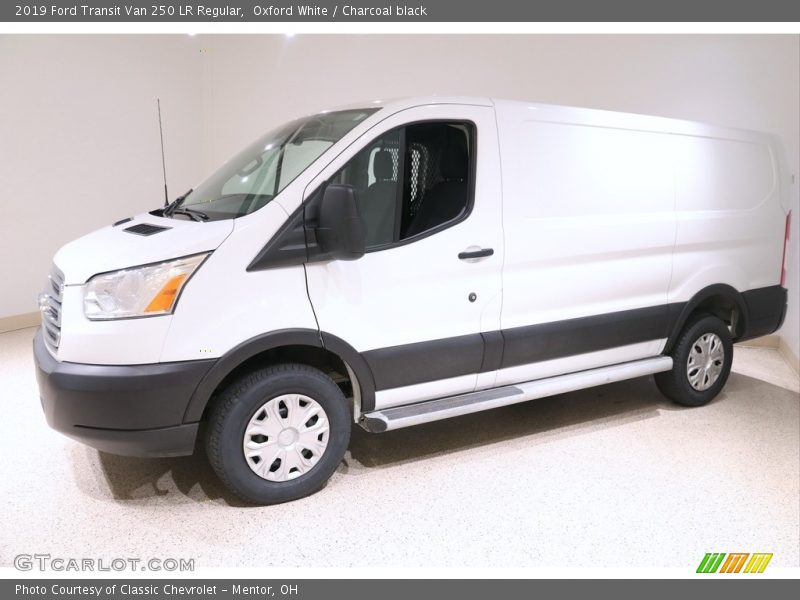 Oxford White / Charcoal black 2019 Ford Transit Van 250 LR Regular