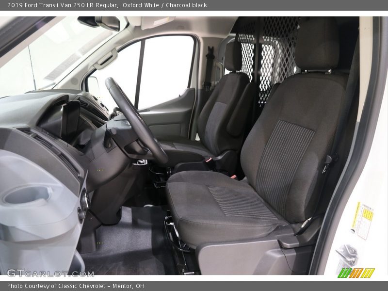 Oxford White / Charcoal black 2019 Ford Transit Van 250 LR Regular