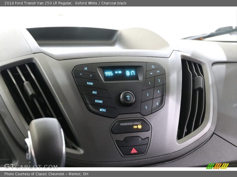 Oxford White / Charcoal black 2019 Ford Transit Van 250 LR Regular