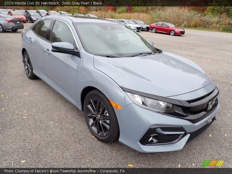 Front 3/4 View of 2020 Civic EX Hatchback