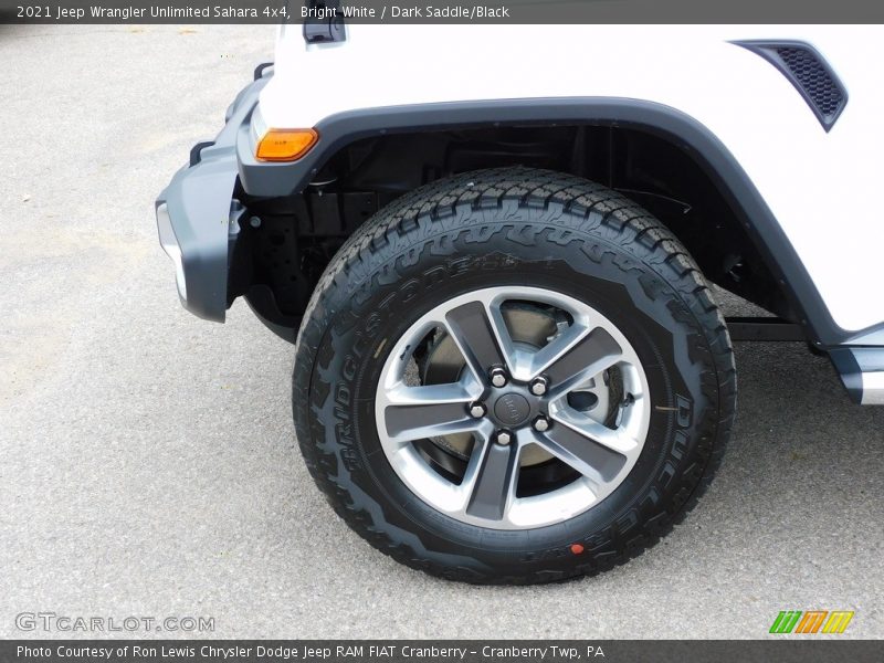 Bright White / Dark Saddle/Black 2021 Jeep Wrangler Unlimited Sahara 4x4