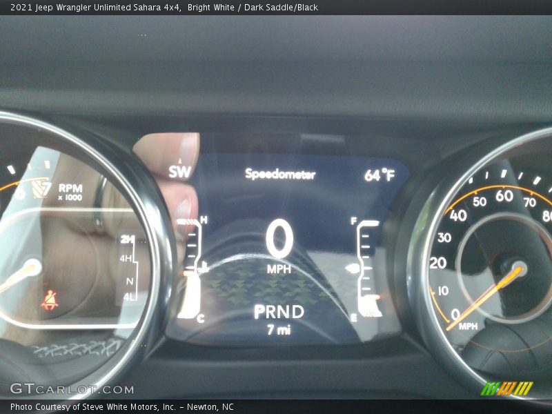 Bright White / Dark Saddle/Black 2021 Jeep Wrangler Unlimited Sahara 4x4