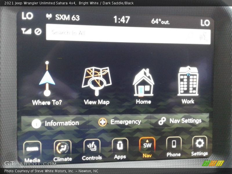 Controls of 2021 Wrangler Unlimited Sahara 4x4