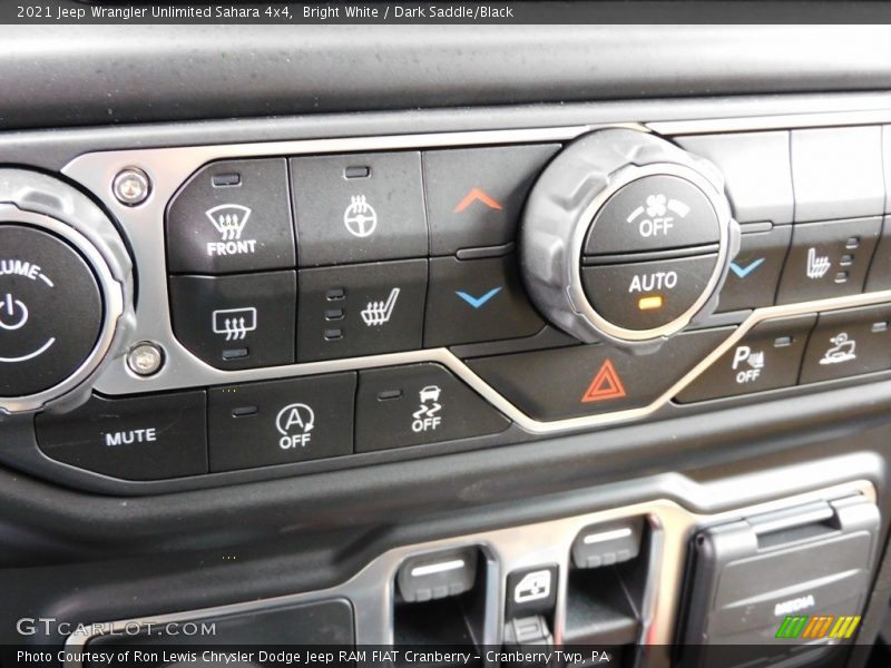 Bright White / Dark Saddle/Black 2021 Jeep Wrangler Unlimited Sahara 4x4