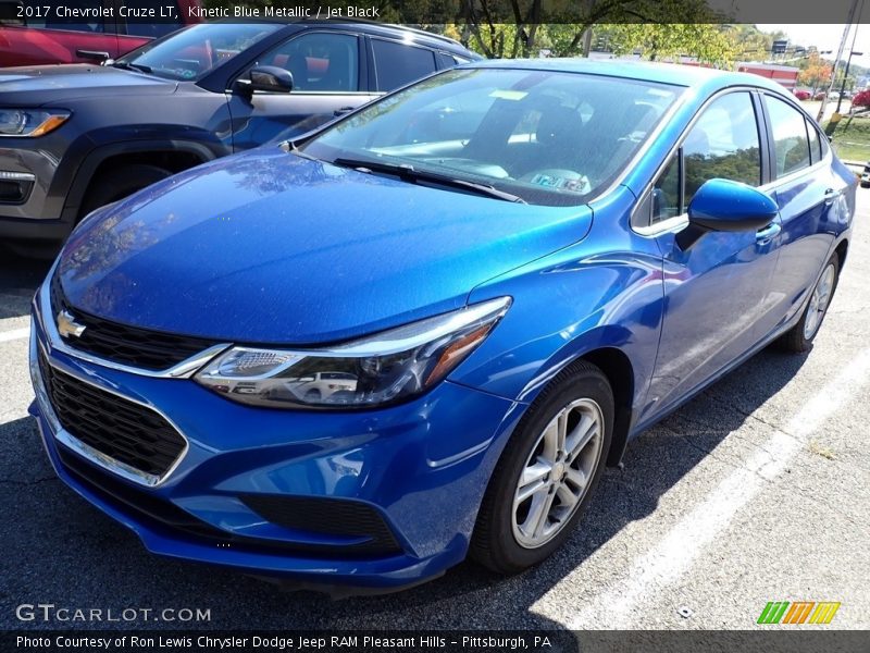Kinetic Blue Metallic / Jet Black 2017 Chevrolet Cruze LT