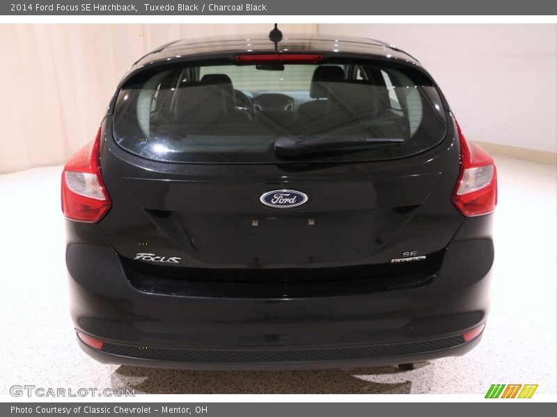 Tuxedo Black / Charcoal Black 2014 Ford Focus SE Hatchback