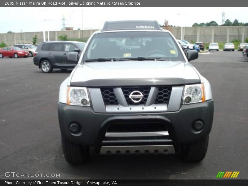 Silver Lightning Metallic / Steel/Graphite 2005 Nissan Xterra Off Road 4x4