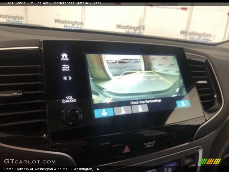 Modern Steel Metallic / Black 2021 Honda Pilot Elite AWD