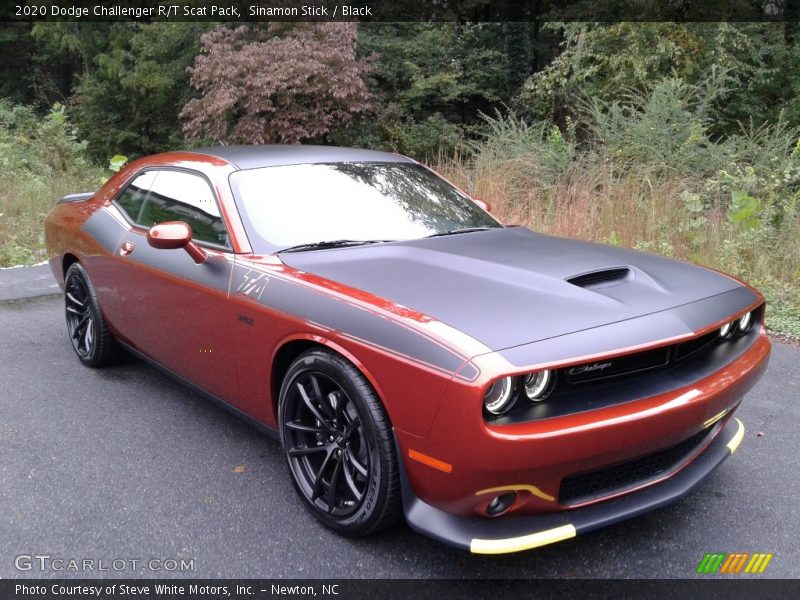 Front 3/4 View of 2020 Challenger R/T Scat Pack