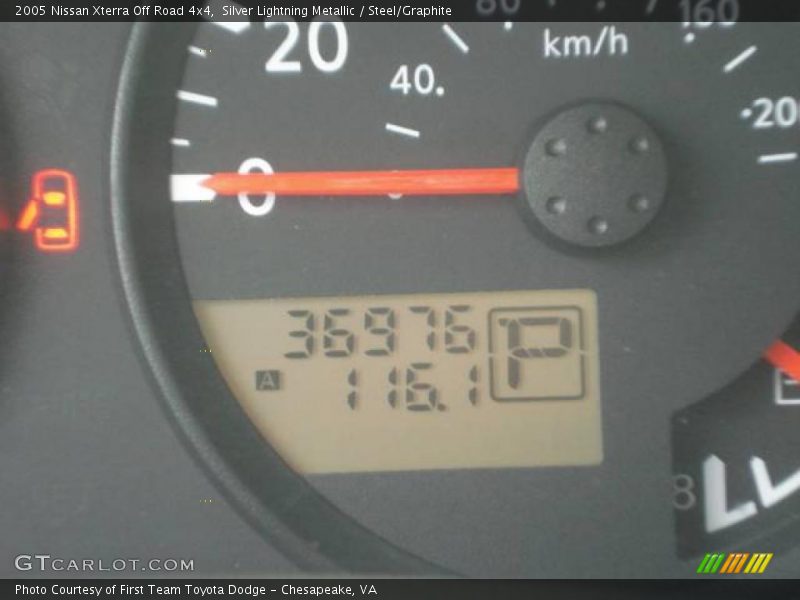 Silver Lightning Metallic / Steel/Graphite 2005 Nissan Xterra Off Road 4x4