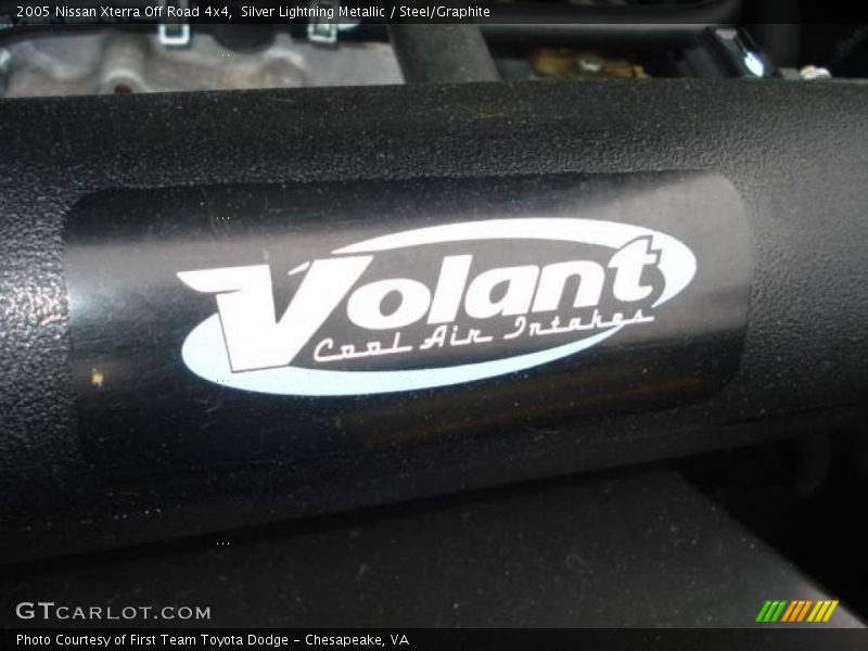 Silver Lightning Metallic / Steel/Graphite 2005 Nissan Xterra Off Road 4x4
