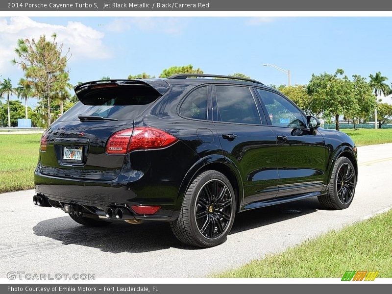 Jet Black Metallic / Black/Carrera Red 2014 Porsche Cayenne Turbo S