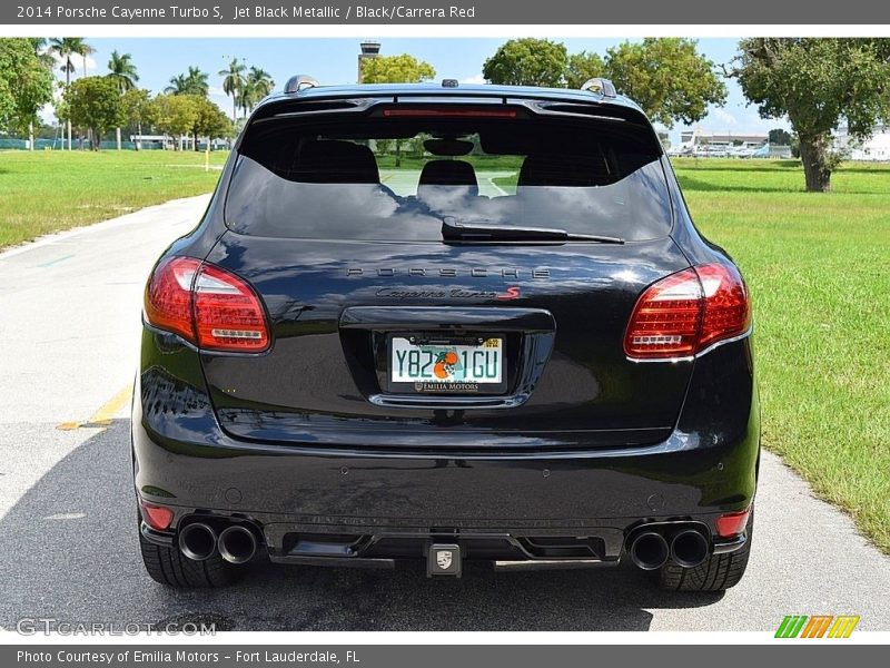 Jet Black Metallic / Black/Carrera Red 2014 Porsche Cayenne Turbo S