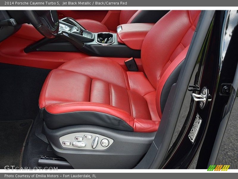 Front Seat of 2014 Cayenne Turbo S