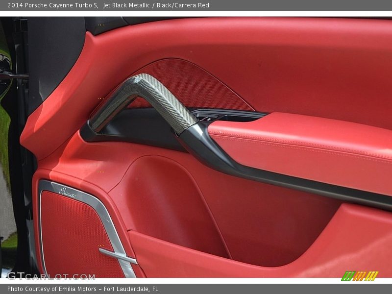 Jet Black Metallic / Black/Carrera Red 2014 Porsche Cayenne Turbo S