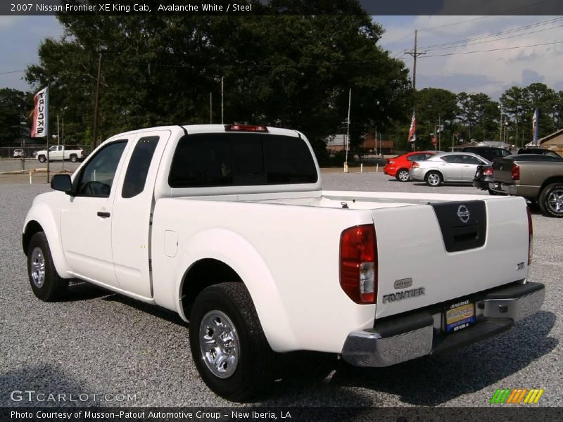 Avalanche White / Steel 2007 Nissan Frontier XE King Cab