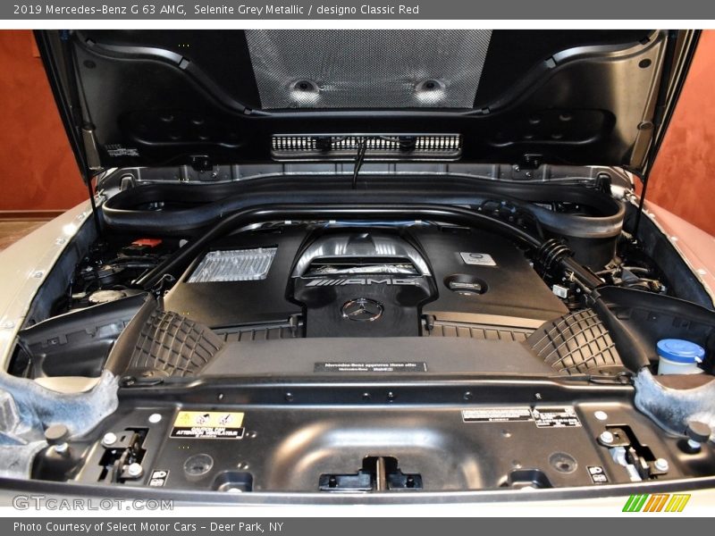  2019 G 63 AMG Engine - 4.0 Liter biturbo DOHC 32-Valve VVT V8
