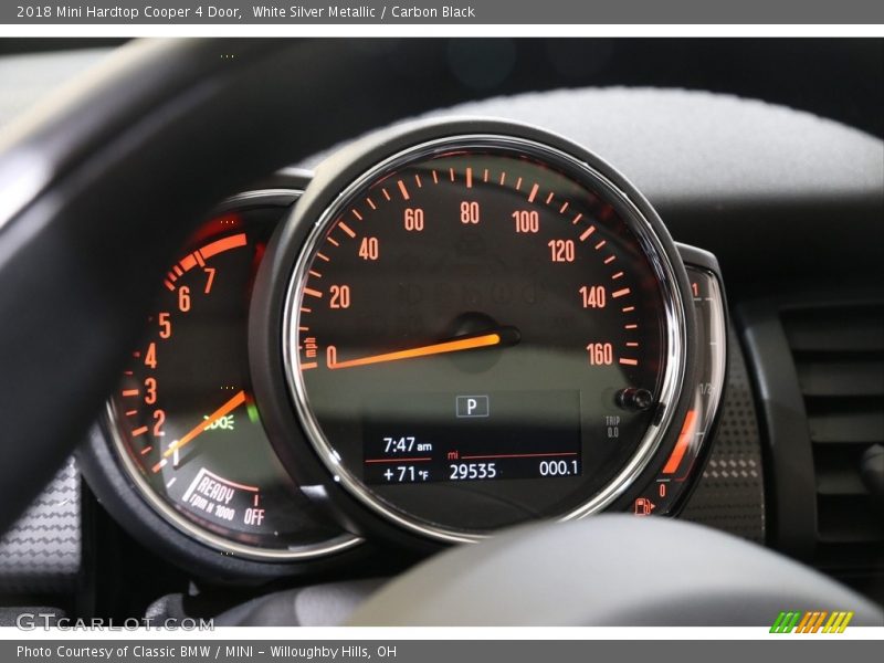 White Silver Metallic / Carbon Black 2018 Mini Hardtop Cooper 4 Door