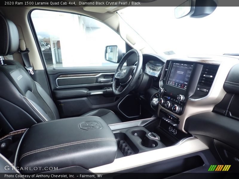 Diamond Black Crystal Pearl / Black 2020 Ram 1500 Laramie Quad Cab 4x4