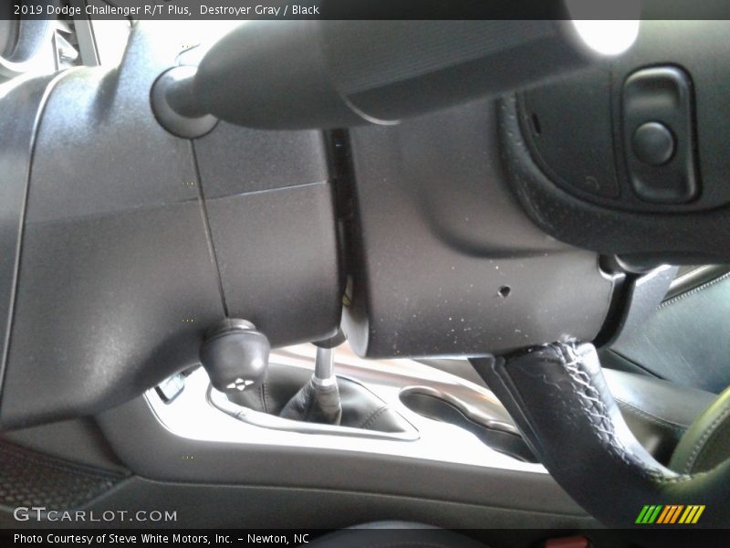 Destroyer Gray / Black 2019 Dodge Challenger R/T Plus