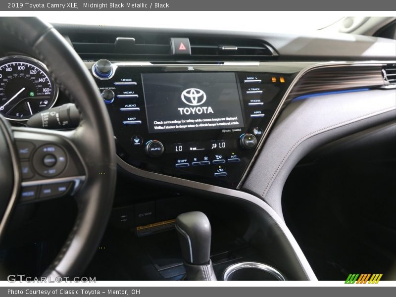 Midnight Black Metallic / Black 2019 Toyota Camry XLE