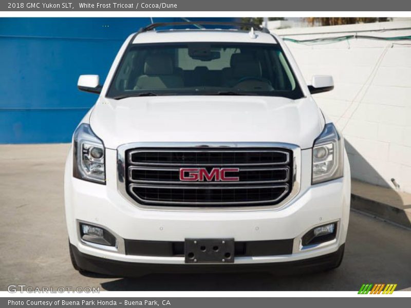 White Frost Tricoat / Cocoa/Dune 2018 GMC Yukon SLT