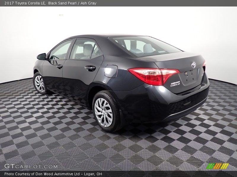 Black Sand Pearl / Ash Gray 2017 Toyota Corolla LE