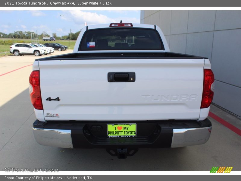 Super White / Black 2021 Toyota Tundra SR5 CrewMax 4x4