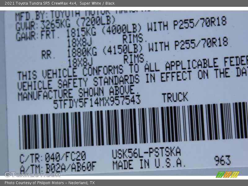 Super White / Black 2021 Toyota Tundra SR5 CrewMax 4x4