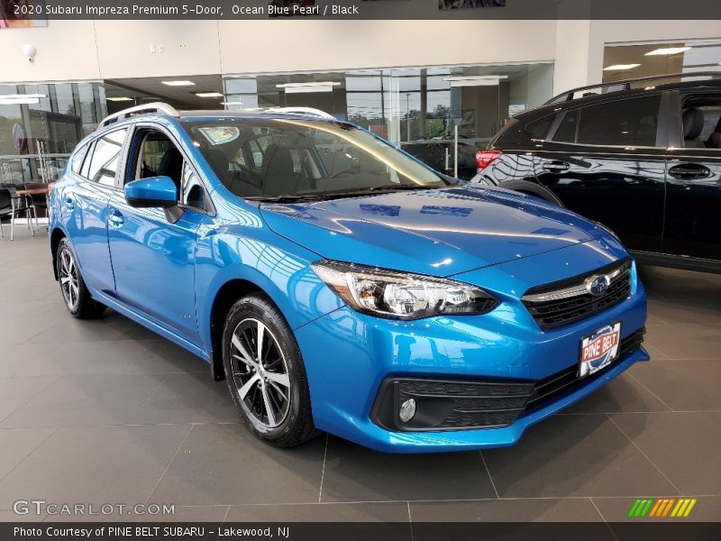 Front 3/4 View of 2020 Impreza Premium 5-Door