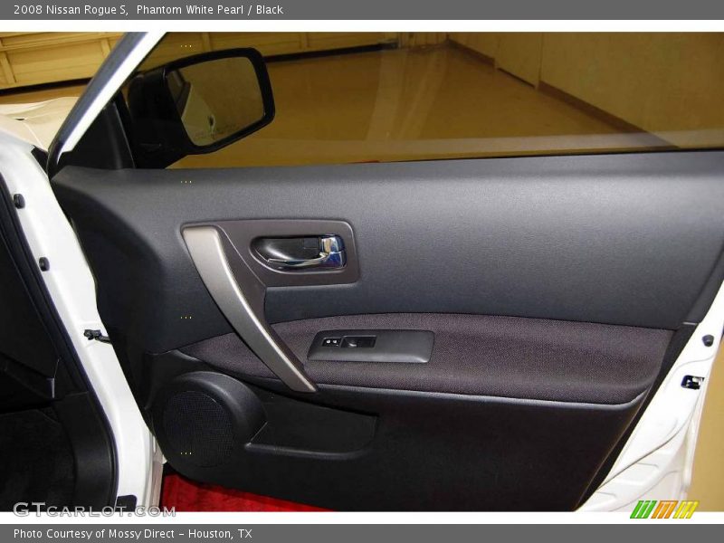 Phantom White Pearl / Black 2008 Nissan Rogue S
