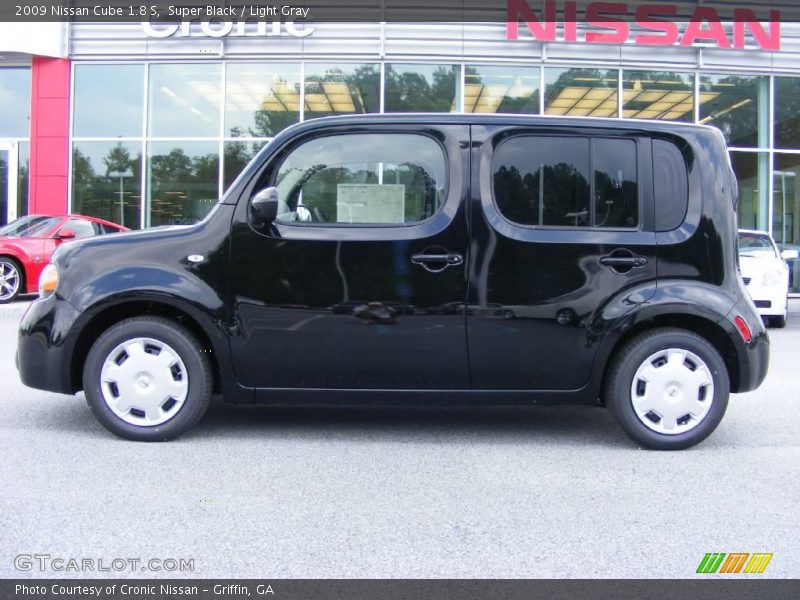 Super Black / Light Gray 2009 Nissan Cube 1.8 S