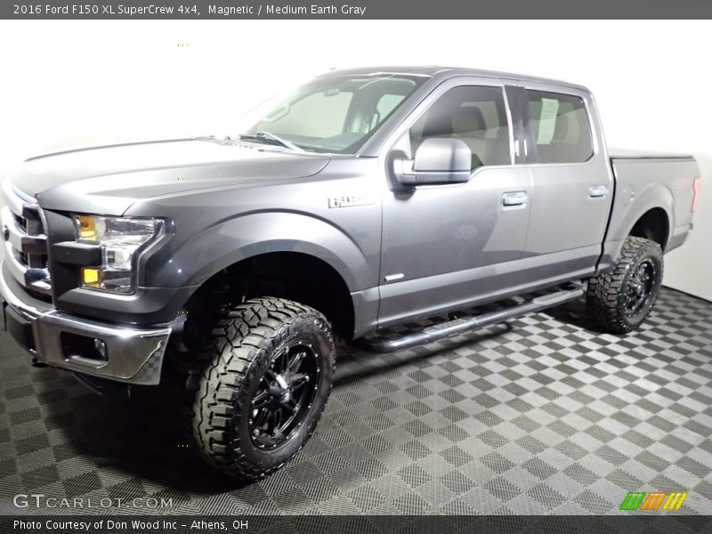 Magnetic / Medium Earth Gray 2016 Ford F150 XL SuperCrew 4x4