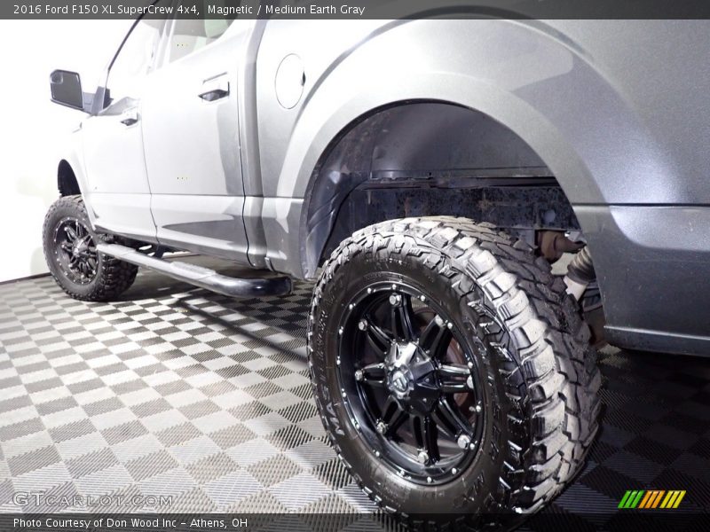 Magnetic / Medium Earth Gray 2016 Ford F150 XL SuperCrew 4x4