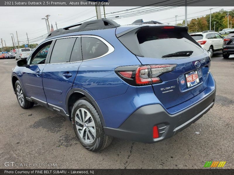 Abyss Blue Pearl / Gray 2021 Subaru Outback 2.5i Premium