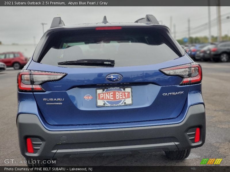 Abyss Blue Pearl / Gray 2021 Subaru Outback 2.5i Premium